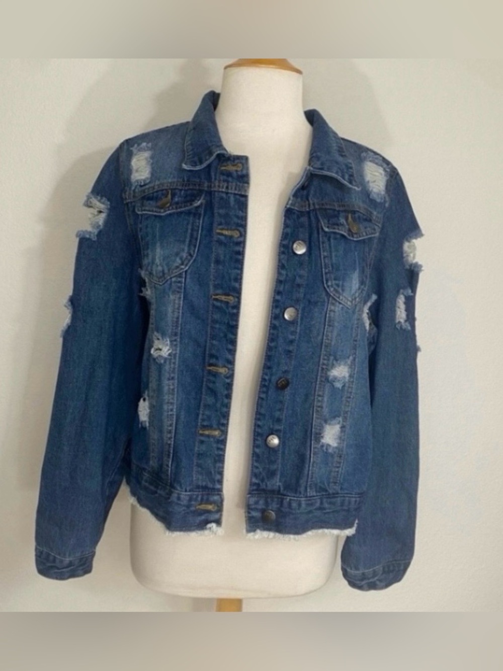 Between Us Women's Medium Blue Distressed Denim Barn Jacket Size 2X Streetwear